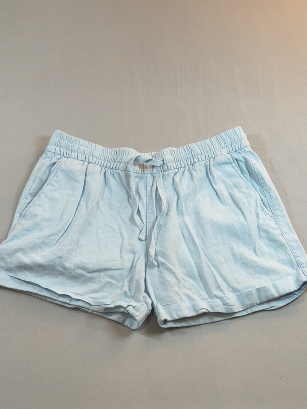 Old Navy linen blend Light Blue drawstring shorts Size M